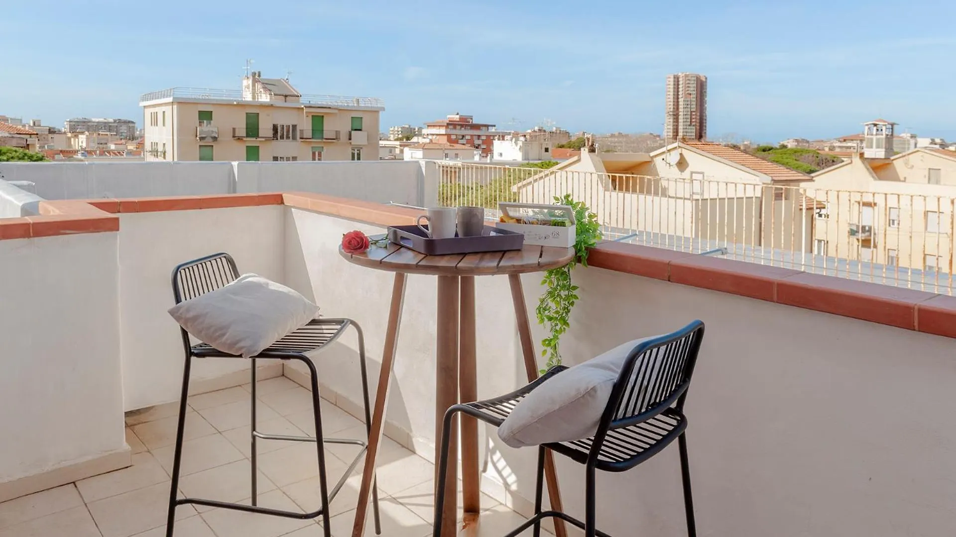 Suite Attico in Centro - Parcheggio Gratuito Livorno